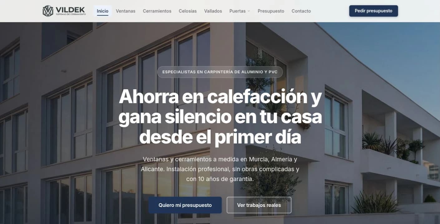 Vildek homepage with service navigation and a quote request action.